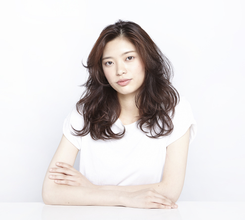 ロングヘアスタイル28