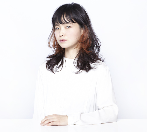 ミディアムヘアスタイル45