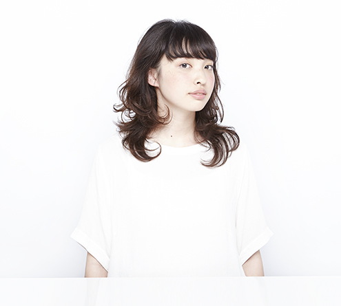 ミディアムヘアスタイル58