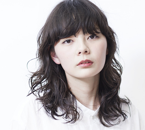 ミディアムヘアスタイル65