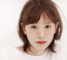 ミディアムヘアスタイル68