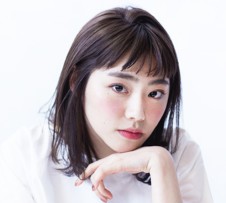 ミディアムヘアスタイル66